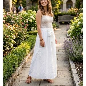 Made In Italy Long White skirt with One pocket size M